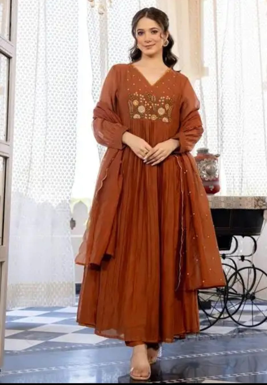 SRILICA  Women Embroidered 3-Piece Kurta Suit Set