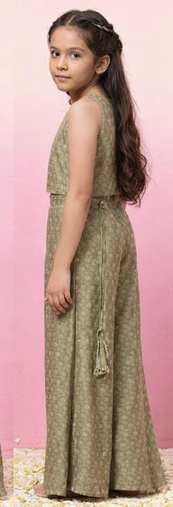 Green Boota Print Back Tie Up Crop Top With Palazzo Pants (Set of 2)