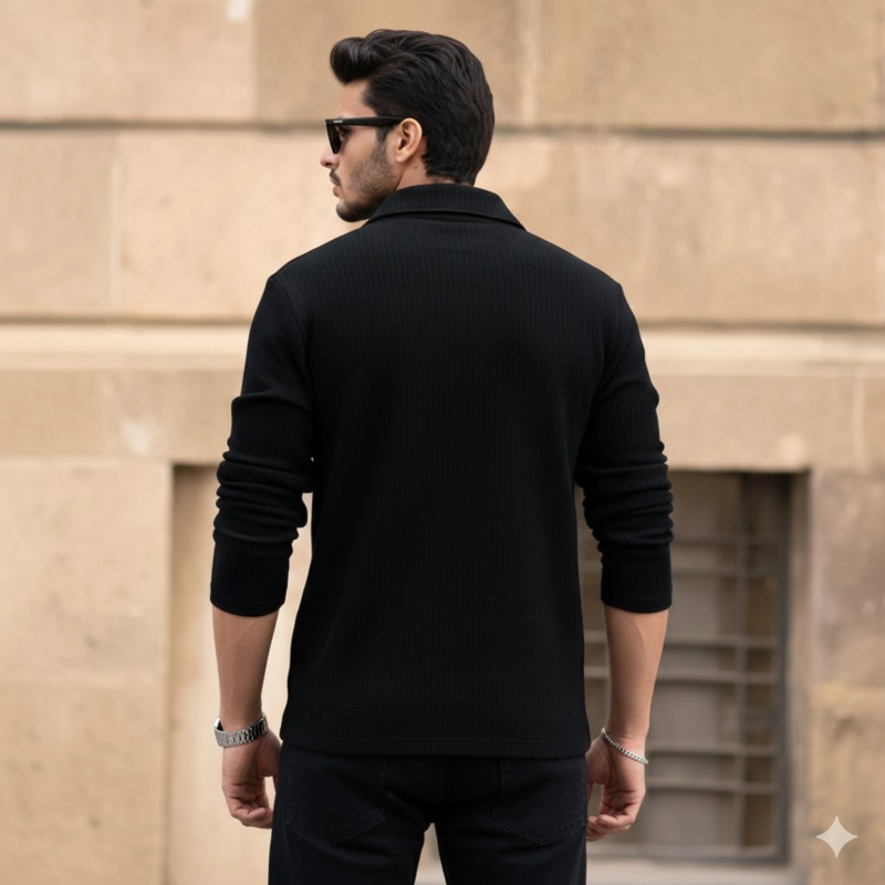 HEA7ENS Men Solid Zip Neck Polycotton Black T-Shirt