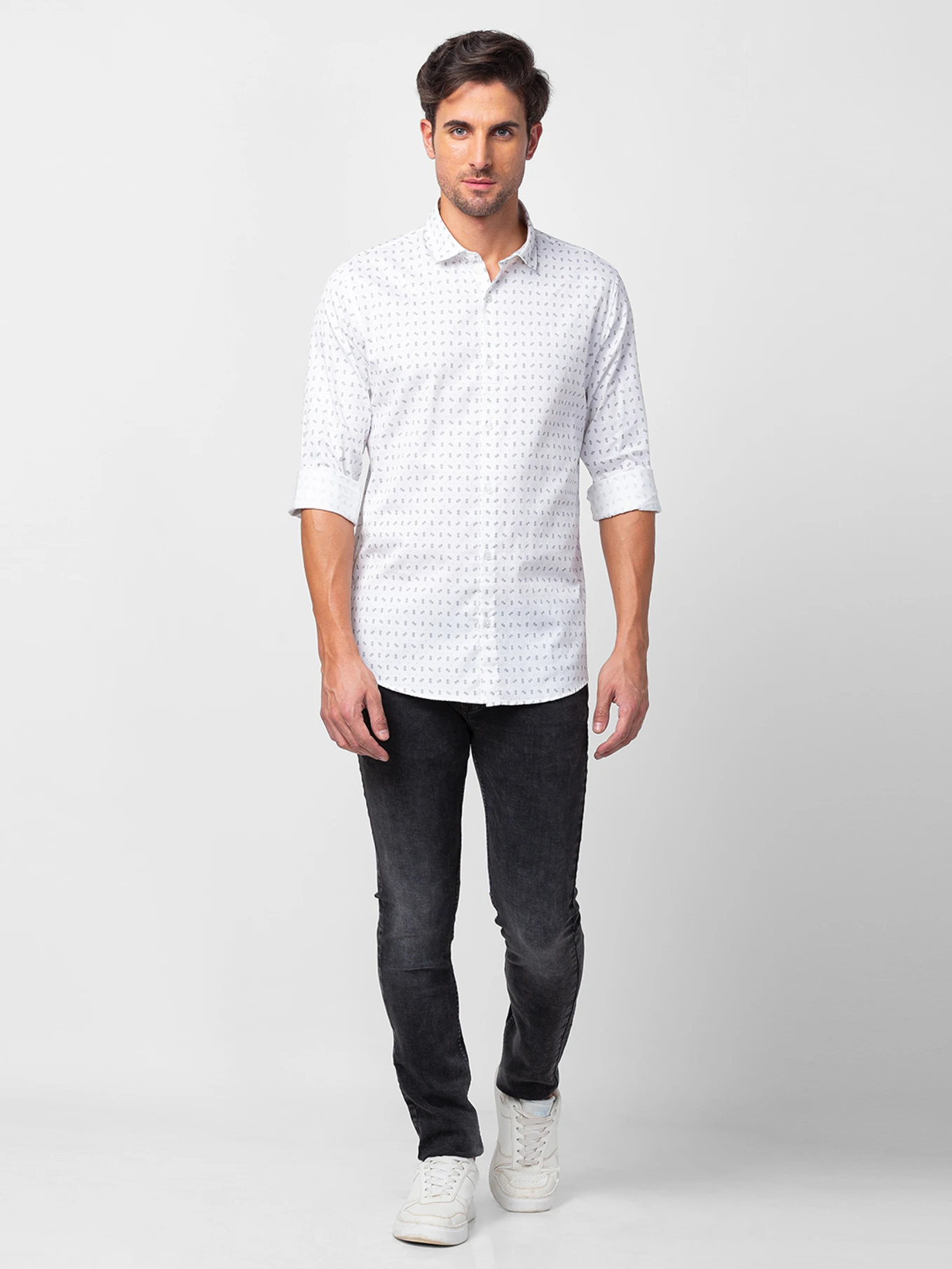 Spykar Men Slim Fit Printed Slim Collar Casual Shirt